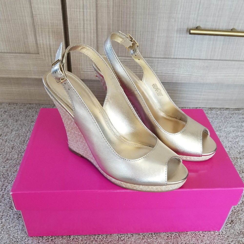 Lilly Pulitzer Gold Metallic Kristin Wedge Dress Shoes, 7.5M, NIB, Retails $198